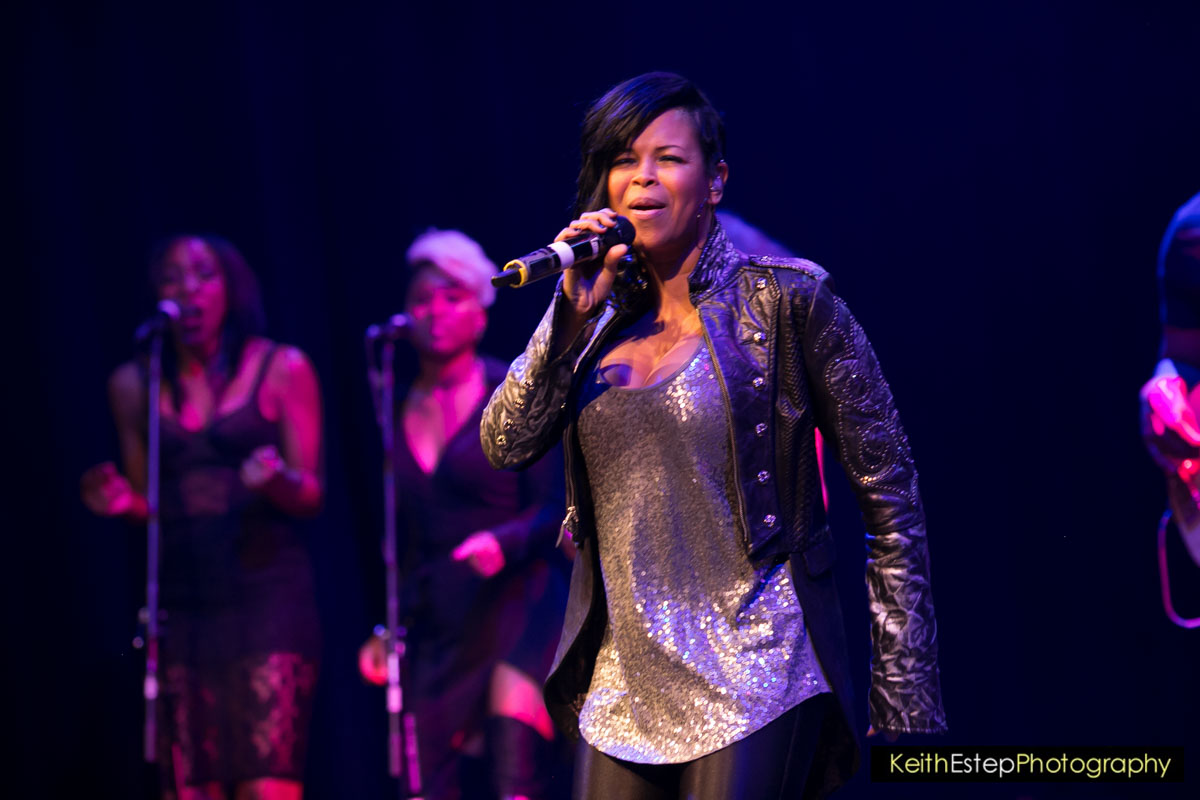 SoulBounce Live: Dawn Robinson Live At The Howard Theatre, 12.30.13 ...