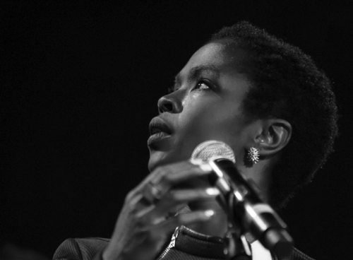 lauryn-hill-performing-short-hair-bw