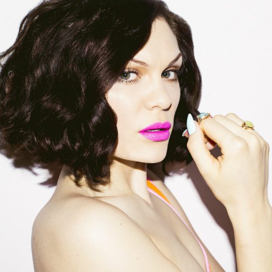 jessie-j-wavy-bob