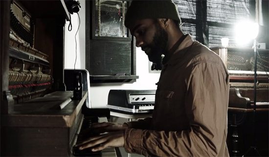 Diggs Duke At Piano In Pinnacle Video