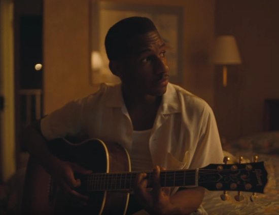 leon-bridges-river-screenshot