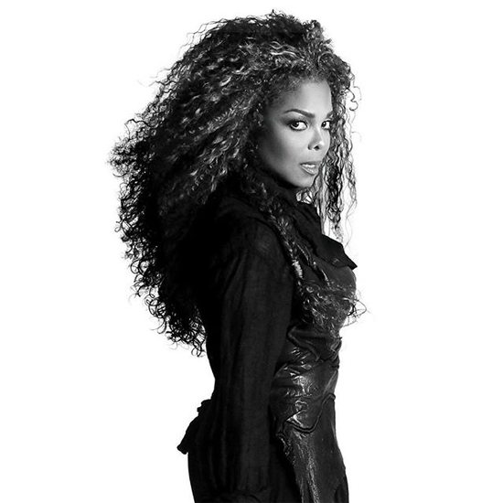 janet-jackson-unbreakable-side-bw