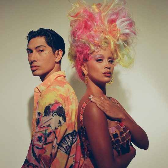 Lion Babe & Siimbiie Lakew Show Support & Love With 'Signs' | SoulBounce