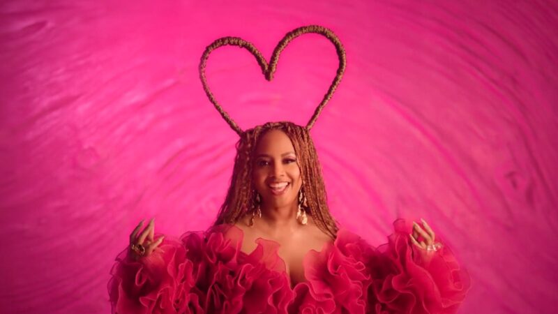 Lalah Hathaway Shows How ‘So In Love’ She Is