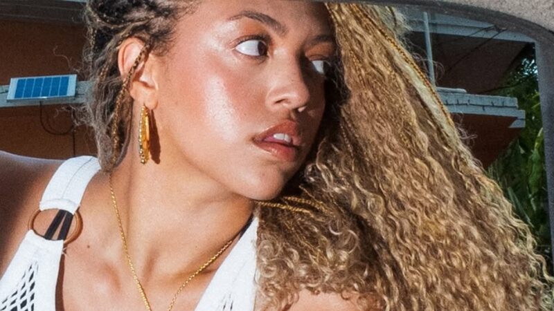 Mahalia Delves Into Dancehall With Masicka For A ‘Different Type Of Love’